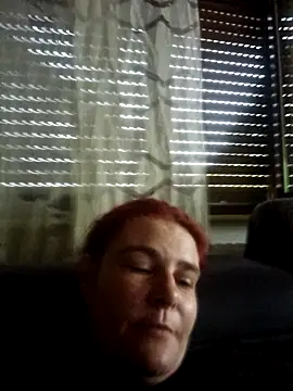 Snapshot of GoldenWifee chatting on June 29, 2026, 5:36 am GoldenWifee online show from June 29, 2026, 5:36 am