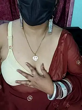 Sexy-joya online show from July 15, 2026, 8:10 am