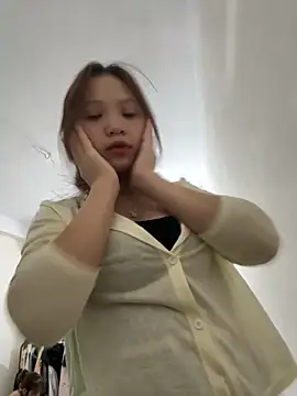 Snapshot of -Tyna_ chatting on June 9, 2026, 4:30 pm -Tyna online show from June 9, 2026, 4:30 pm
