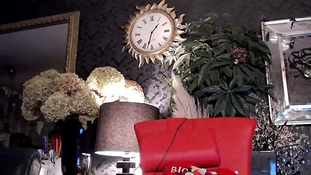 Hornygirltheone online show from October 30, 2025, 12:31 am