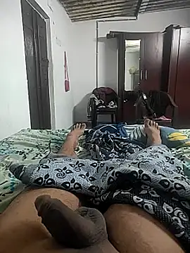 Sweetycpls online show from June 7, 2026, 4:23 pm