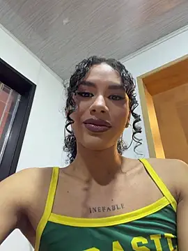 Snapshot of LiaDuquette chatting on July 16, 2026, 9:34 pm LiaDuquette online show from July 16, 2026, 9:34 pm