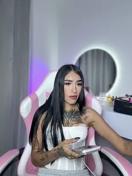 Babyygirl   online show from June 8, 2026, 2:34 am