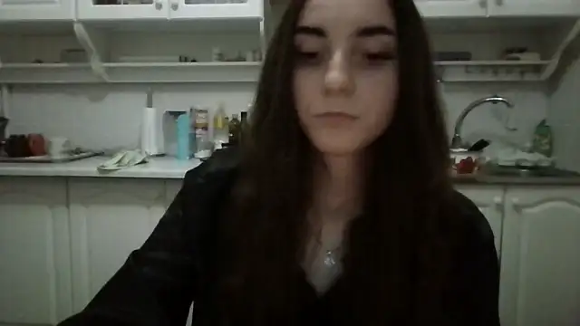 PollySecrettt online show from June 14, 2026, 1:02 am