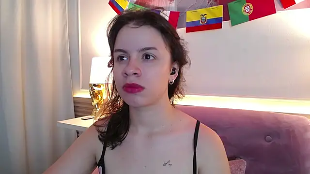 gagingmolly online show from July 10, 2026, 12:16 pm