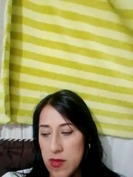 Snapshot of ELY_FE_ chatting on June 20, 2026, 3:00 am ELY FE online show from June 20, 2026, 3:00 am