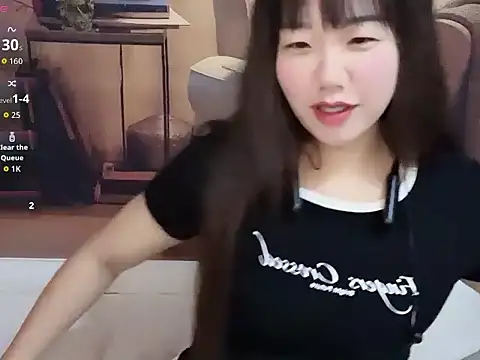 G-nuonuo online show from June 26, 2026, 2:06 am