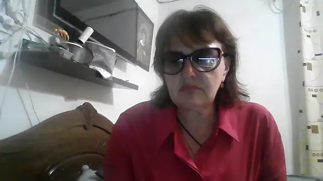 ErikaXShine online show from July 31, 2026, 7:11 pm