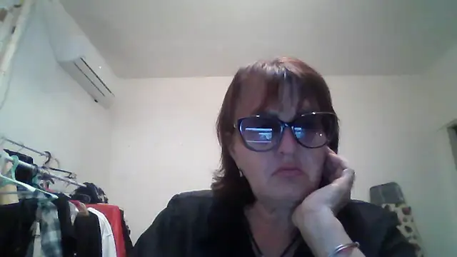 ErikaXShine online show from July 23, 2026, 7:10 pm
