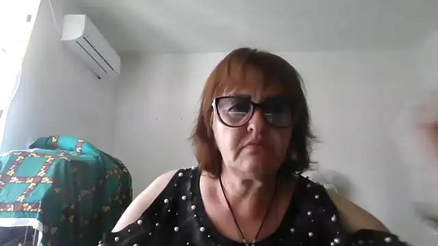 ErikaXShine online show from June 28, 2026, 12:00 pm