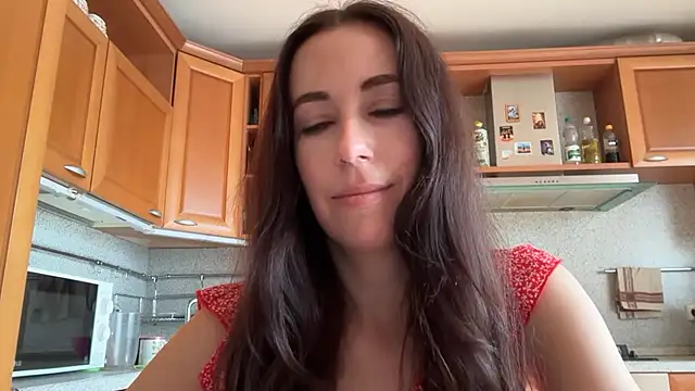 Flamingo Queen online show from July 11, 2026, 5:19 am