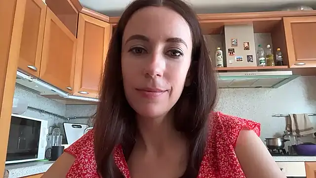Flamingo Queen online show from July 29, 2026, 6:12 am