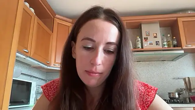 Flamingo Queen online show from August 5, 2026, 5:23 am