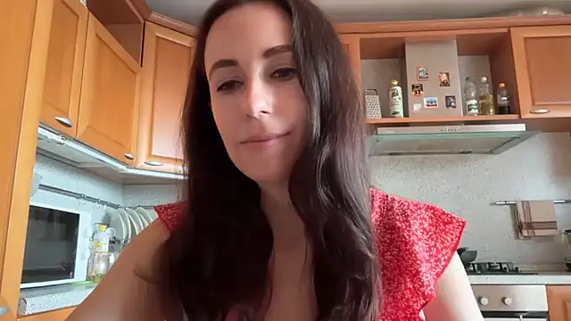 Flamingo Queen online show from July 9, 2026, 3:33 pm