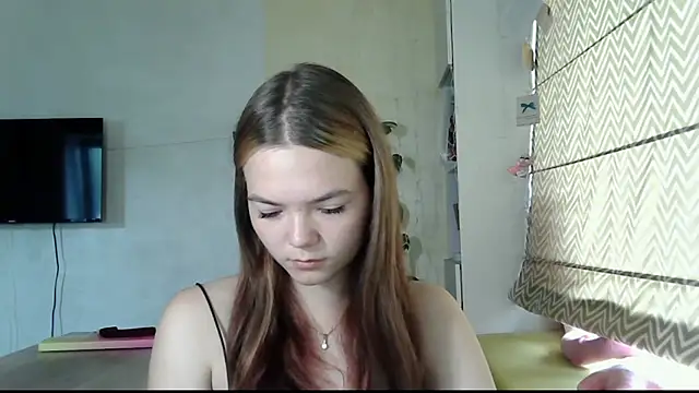 Snapshot of AvrilGillig chatting on July 17, 2026, 8:11 am AvrilGillig online show from July 17, 2026, 8:11 am