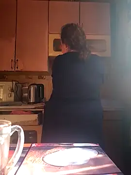 Snapshot of oksana72 chatting on September 20, 2025, 5:56 am oksana72 online show from September 20, 2025, 5:56 am