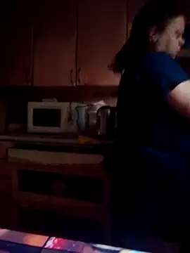 Snapshot of oksana72 chatting on October 1, 2025, 7:02 am oksana72 online show from October 1, 2025, 7:02 am