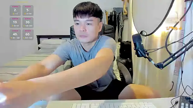 Snapshot of clarkdangerous chatting on July 14, 2026, 1:05 am clarkdangerous online show from July 14, 2026, 1:05 am