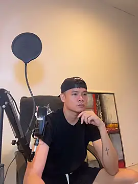 Snapshot of clarkdangerous chatting on June 19, 2026, 12:05 am clarkdangerous online show from June 19, 2026, 12:05 am