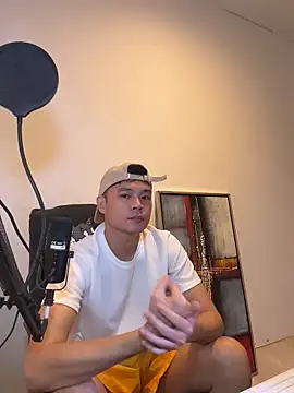 Snapshot of clarkdangerous chatting on June 18, 2026, 12:42 am clarkdangerous online show from June 18, 2026, 12:42 am