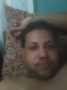 Snapshot of BustlingShirt chatting on June 15, 2026, 1:28 am BustlingShirt online show from June 15, 2026, 1:28 am