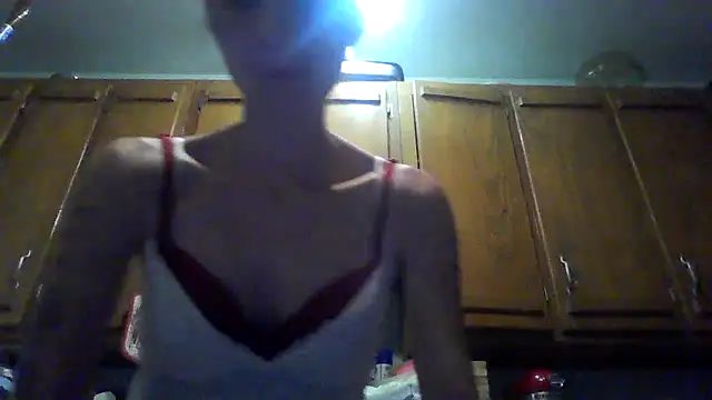 Snapshot of mistresskitty_magic chatting on June 29, 2026, 4:08 am mistresskitty magic online show from June 29, 2026, 4:08 am