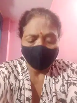YAMUNA 033 online show from June 26, 2026, 1:11 am