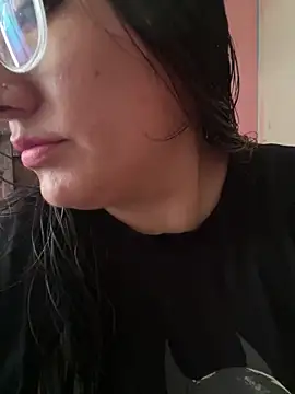 DirtyCerezita online show from June 13, 2026, 7:34 pm