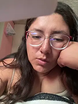 DirtyCerezita online show from June 11, 2026, 7:22 pm