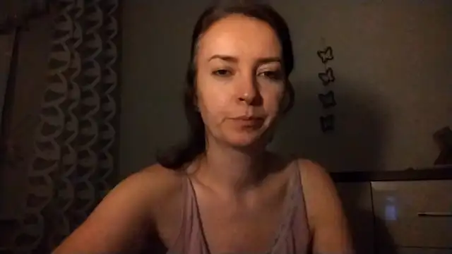 Snapshot of JenniferAlone chatting on July 18, 2026, 8:06 pm JenniferAlone online show from July 18, 2026, 8:06 pm
