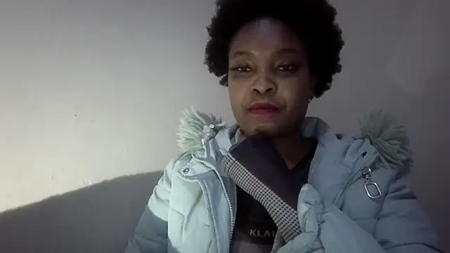 Snapshot of Lavendaxx chatting on June 20, 2026, 8:25 pm Lavendaxx online show from June 20, 2026, 8:25 pm