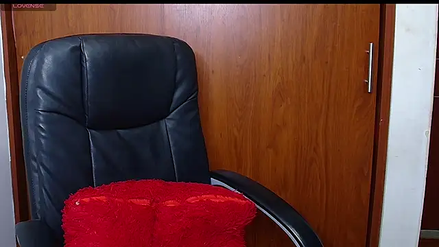 melika sweet4 online show from July 21, 2026, 5:36 pm