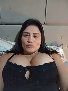 Milabri online show from June 14, 2026, 6:09 pm