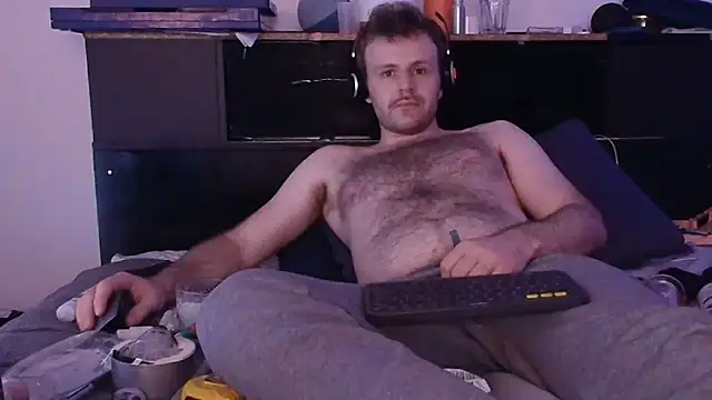 kinkyboipig online show from June 11, 2026, 6:16 pm