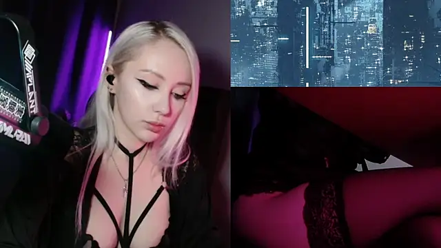 roxxyrowe online show from July 21, 2026, 9:38 pm