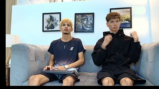 Hot skinny guys online show from June 10, 2026, 7:26 pm