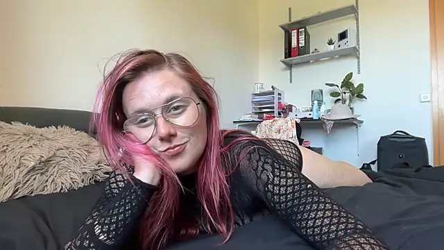 LeaLoveXXX online show from June 25, 2026, 11:48 am