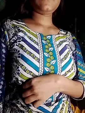Snapshot of Ishaniya chatting on July 27, 2026, 9:38 am Ishaniya online show from July 27, 2026, 9:38 am