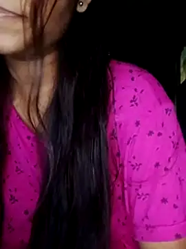 Snapshot of Ishaniya chatting on July 19, 2026, 9:28 am Ishaniya online show from July 19, 2026, 9:28 am