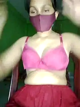 Snapshot of Ishaniya chatting on July 21, 2026, 5:09 am Ishaniya online show from July 21, 2026, 5:09 am