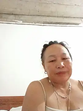 Snapshot of lylylai chatting on July 4, 2026, 1:15 pm lylylai online show from July 4, 2026, 1:15 pm