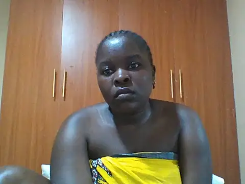 Snapshot of Fine-Asss chatting on June 13, 2026, 7:17 am Fine-Asss online show from June 13, 2026, 7:17 am