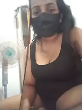 darkrlips online show from July 10, 2026, 11:43 am