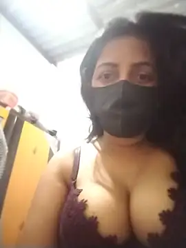 darkrlips online show from July 31, 2026, 6:38 pm