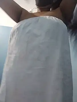 darkrlips online show from June 25, 2026, 1:36 am