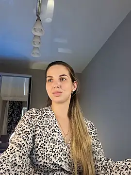 babbyalexandra online show from June 19, 2026, 2:01 pm
