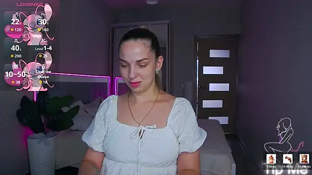 babbyalexandra online show from June 24, 2026, 2:04 pm
