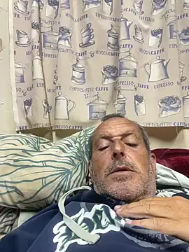 GeldenKuy online show from June 24, 2026, 8:28 pm