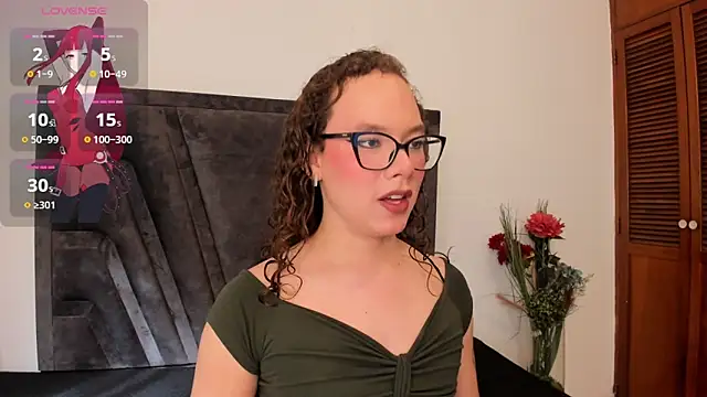 Snapshot of ParisMendez chatting on June 15, 2026, 1:00 pm ParisMendez online show from June 15, 2026, 1:00 pm