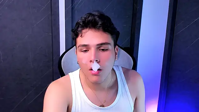 cam suaza online show from July 11, 2026, 3:51 am